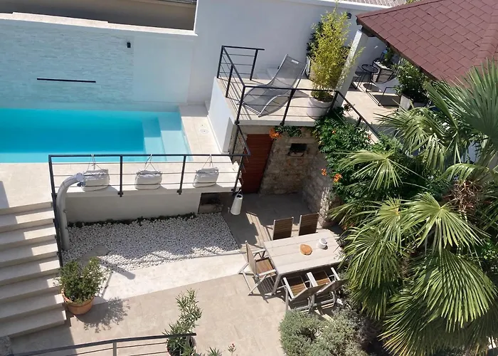 Mali Jardin Villa *