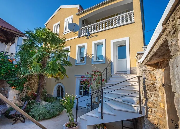 فيلة Mali Jardin